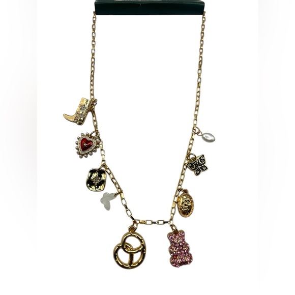 Wild Fable 16 inch necklace, gold tone NWT - Picture 2 of 4